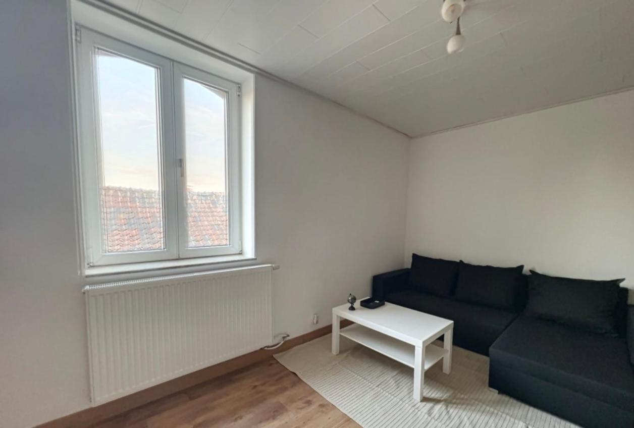 Charbonnel 1 B Charleroi-Airport Apartment Екстериор снимка